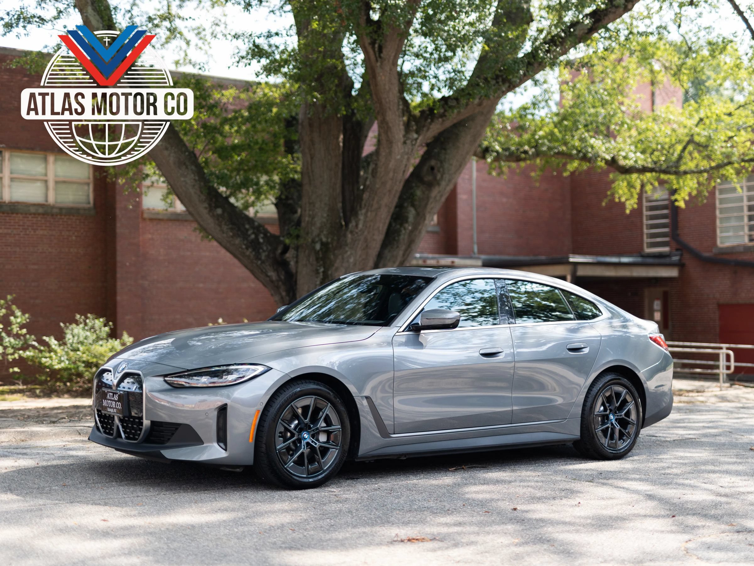 Used 2024 BMW i4 eDrive40 w/ Convenience Package RWD image 1