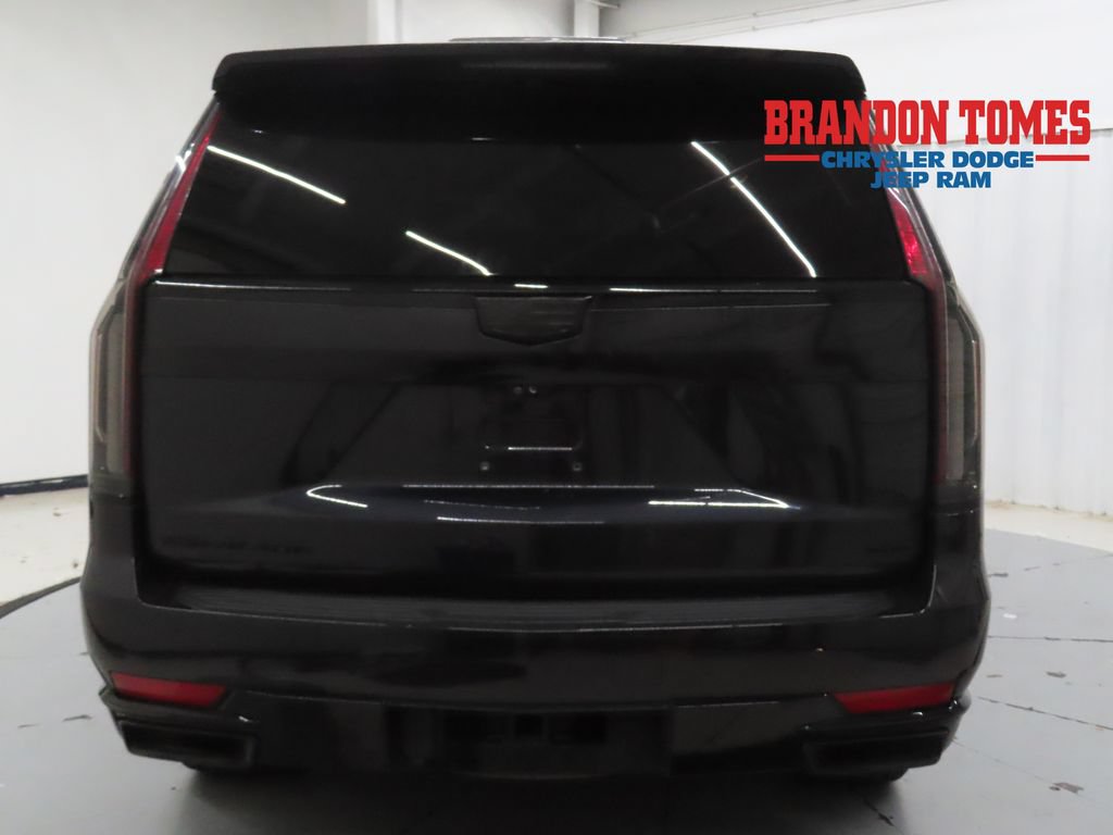 Used 2023 Cadillac Escalade Sport AWD/4WD image 4