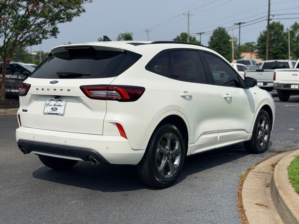 Certified 2023 Ford Escape ST-Line w/ Tech Pack #1 FWD image 9