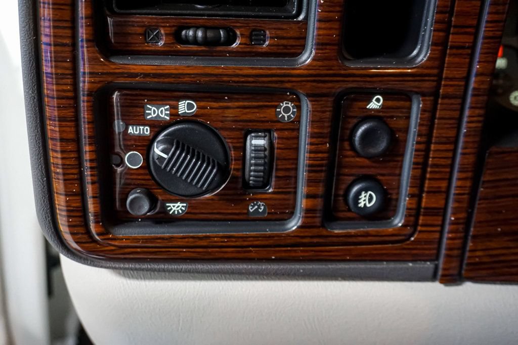 Used 2004 Cadillac Escalade EXT AWD/4WD image 17
