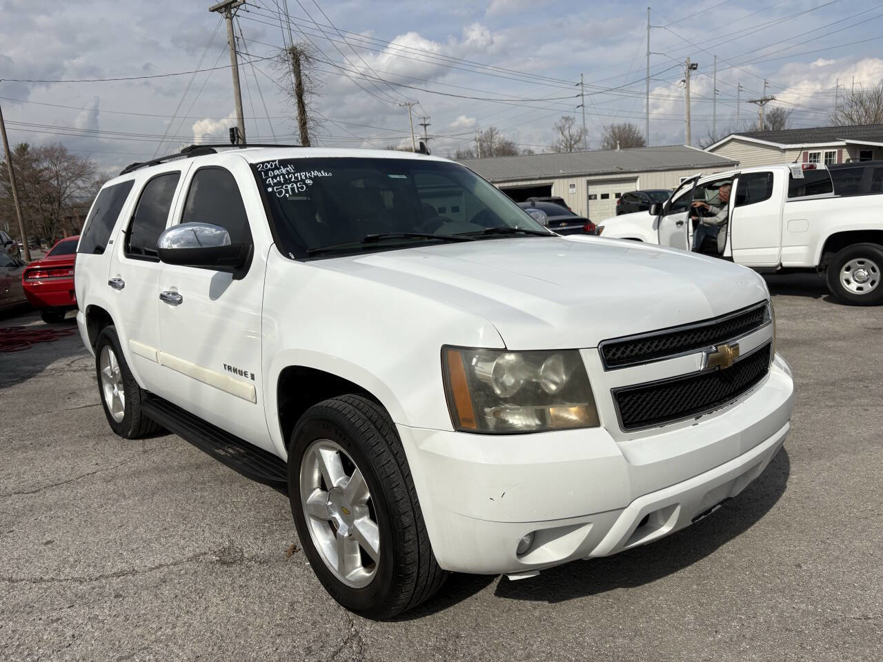 Used 2007 Chevrolet Tahoe LTZ w/ LTZ Preferred Equipment Group RWD image 3