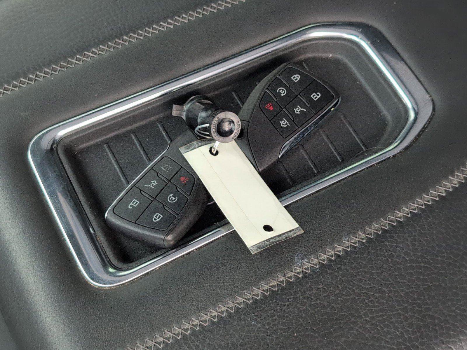 Used 2023 GMC Yukon Denali w/ Denali Reserve Package AWD/4WD image 40