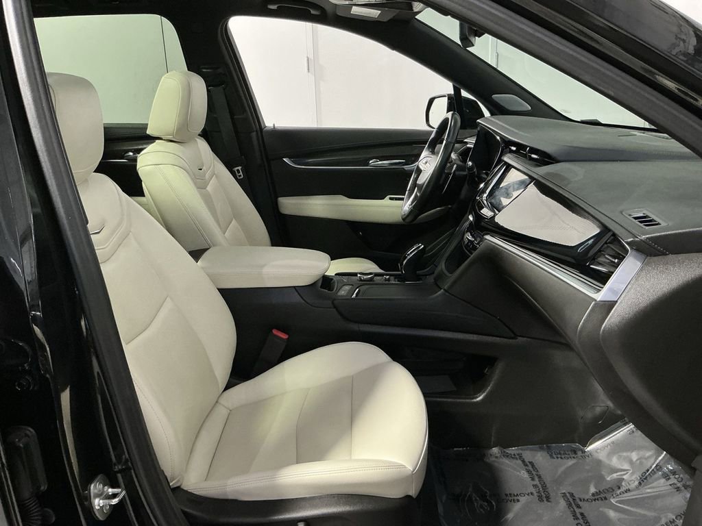 Used 2024 Cadillac XT6 Sport AWD/4WD image 31