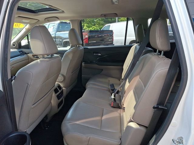Used 2016 Honda Pilot EX-L image 18