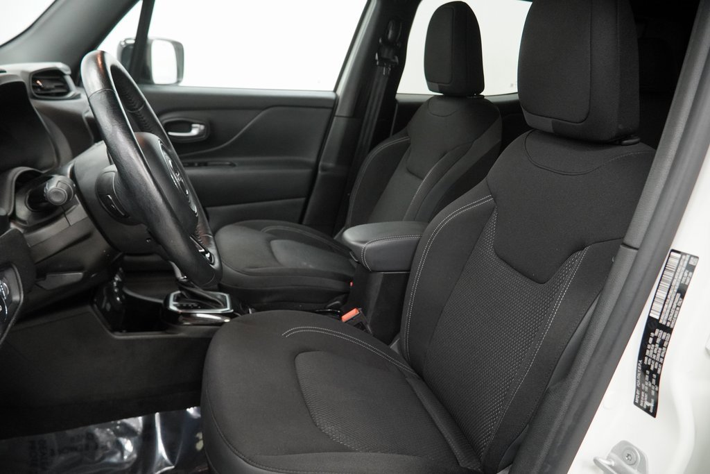 Used 2022 Jeep Renegade Altitude w/ Convenience Group image 16