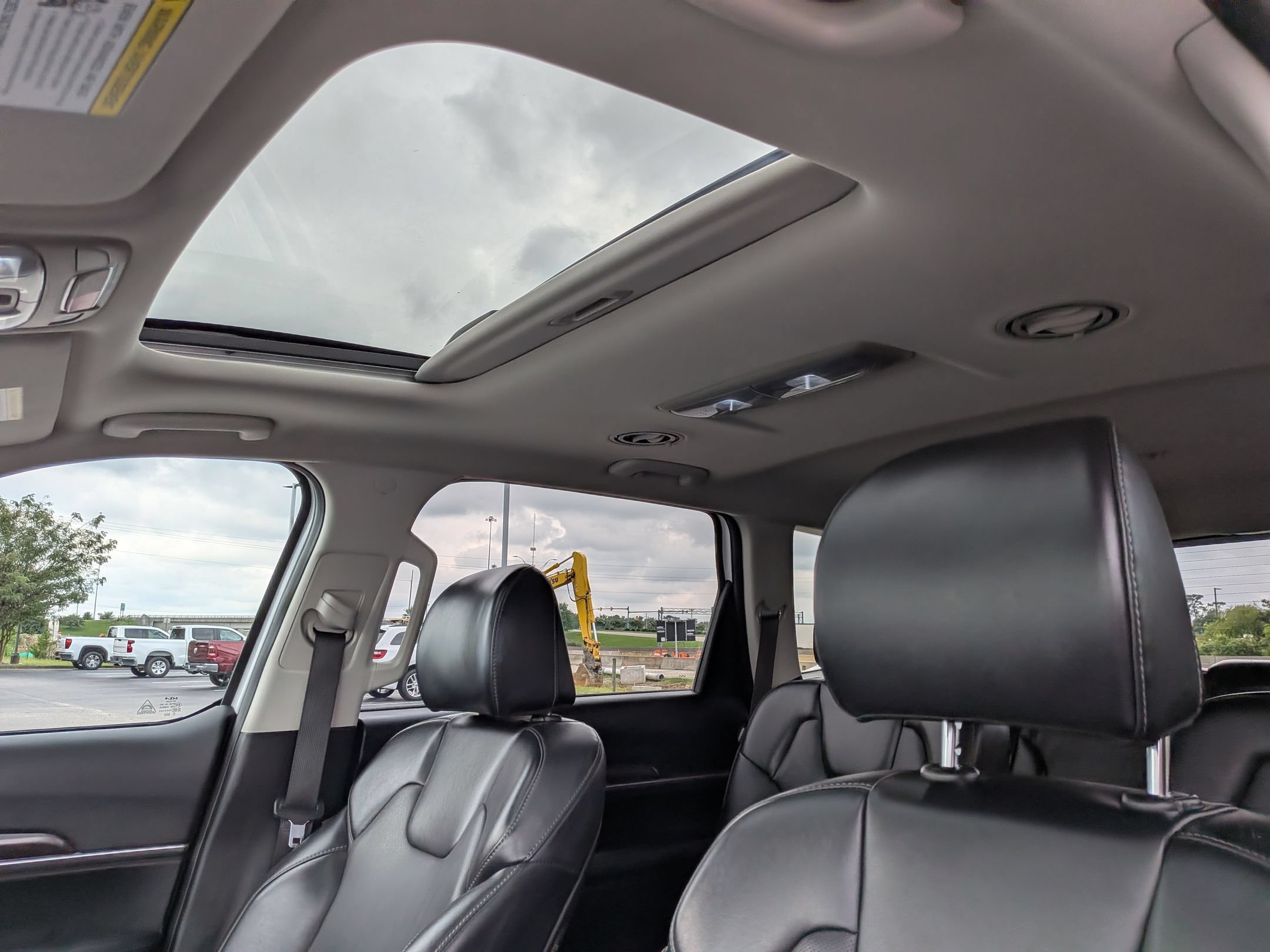 Used 2025 Kia Telluride S AWD/4WD image 16
