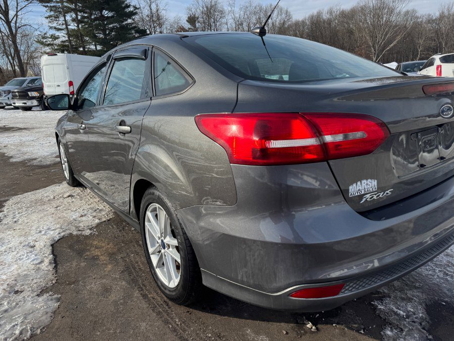 Used 2016 Ford Focus SE image 10