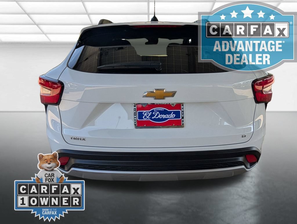 Certified 2025 Chevrolet Trax LT FWD image 26