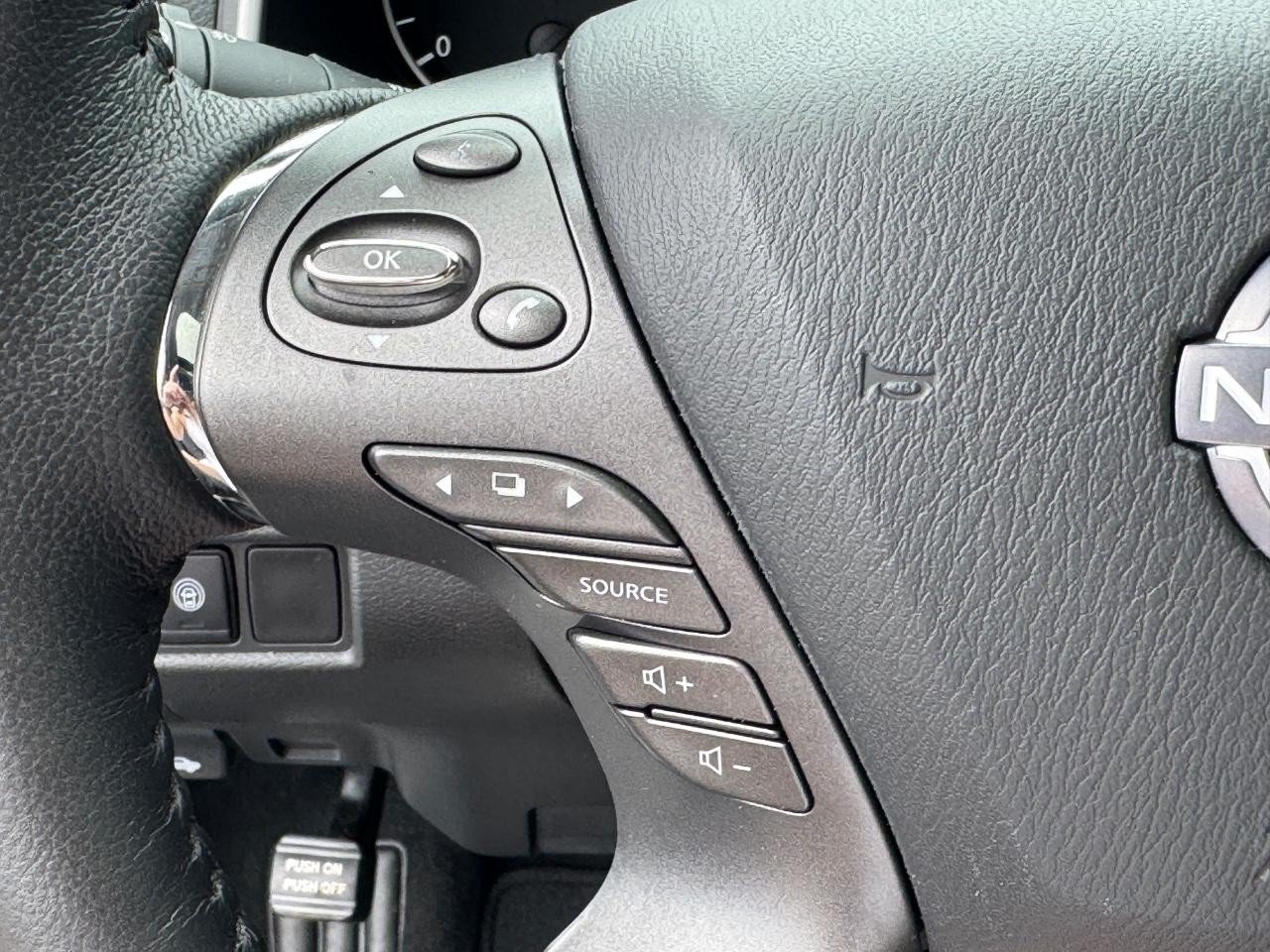 Used 2024 Nissan Murano SL AWD/4WD image 22