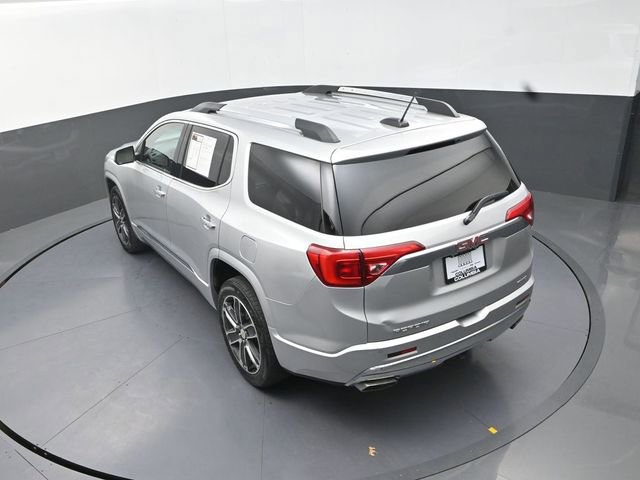 Used 2017 GMC Acadia Denali image 15