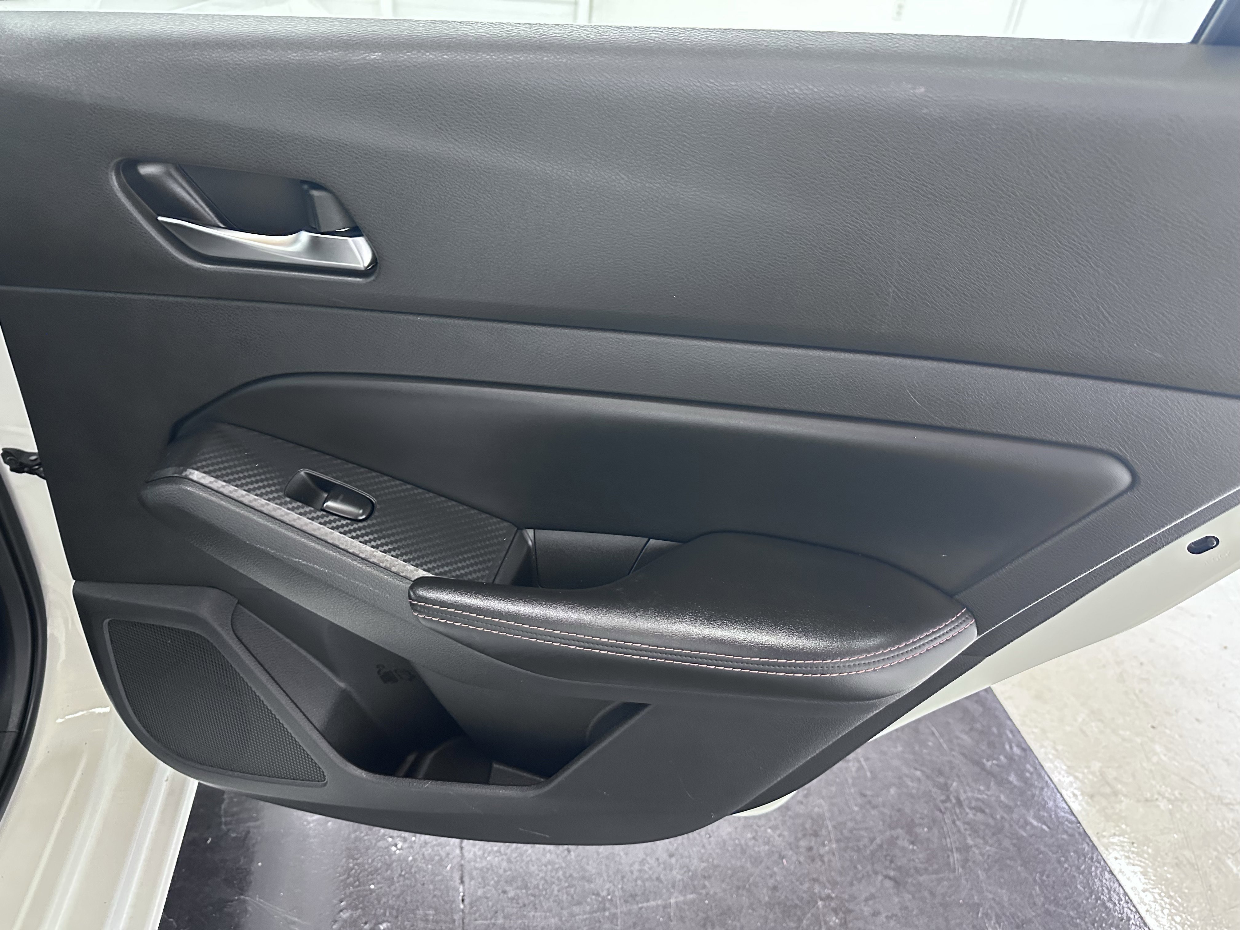 Used 2019 Nissan Altima 2.5 SR FWD image 25