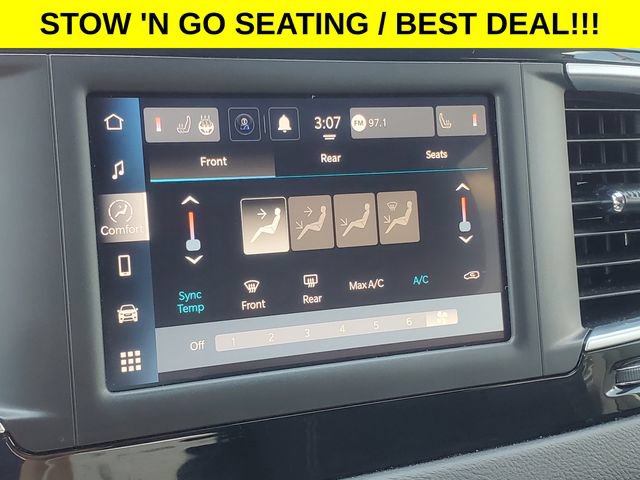 Used 2023 Chrysler Voyager LX FWD image 19