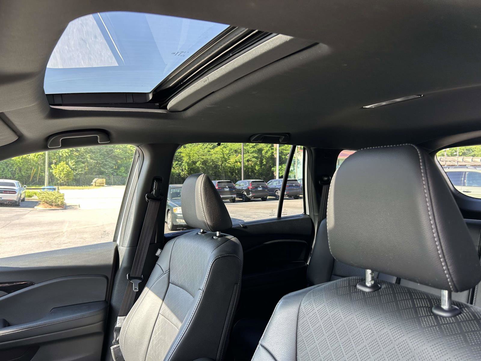 Used 2019 Honda Passport Elite image 11