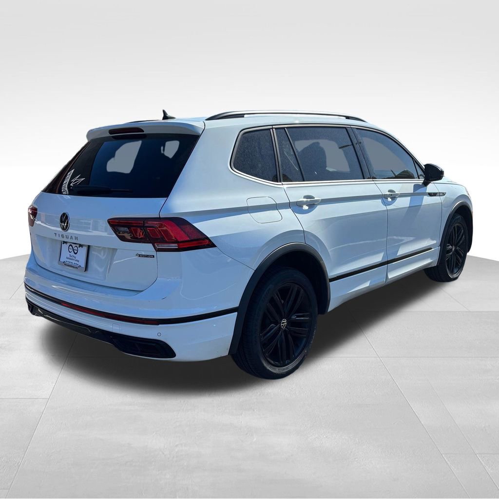 Used 2022 Volkswagen Tiguan SE R-Line AWD/4WD image 7