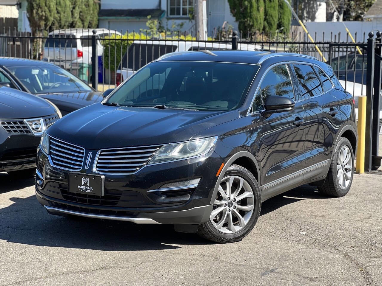 Used 2015 Lincoln MKC FWD w/ Equipment Group 101A Select image 3