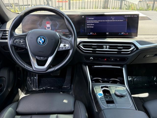 Certified 2023 BMW i4 eDrive35 w/ Premium Package RWD image 31