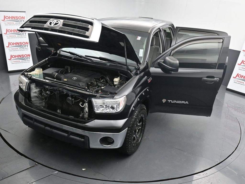 Used 2011 Toyota Tundra 4x4 CrewMax image 44