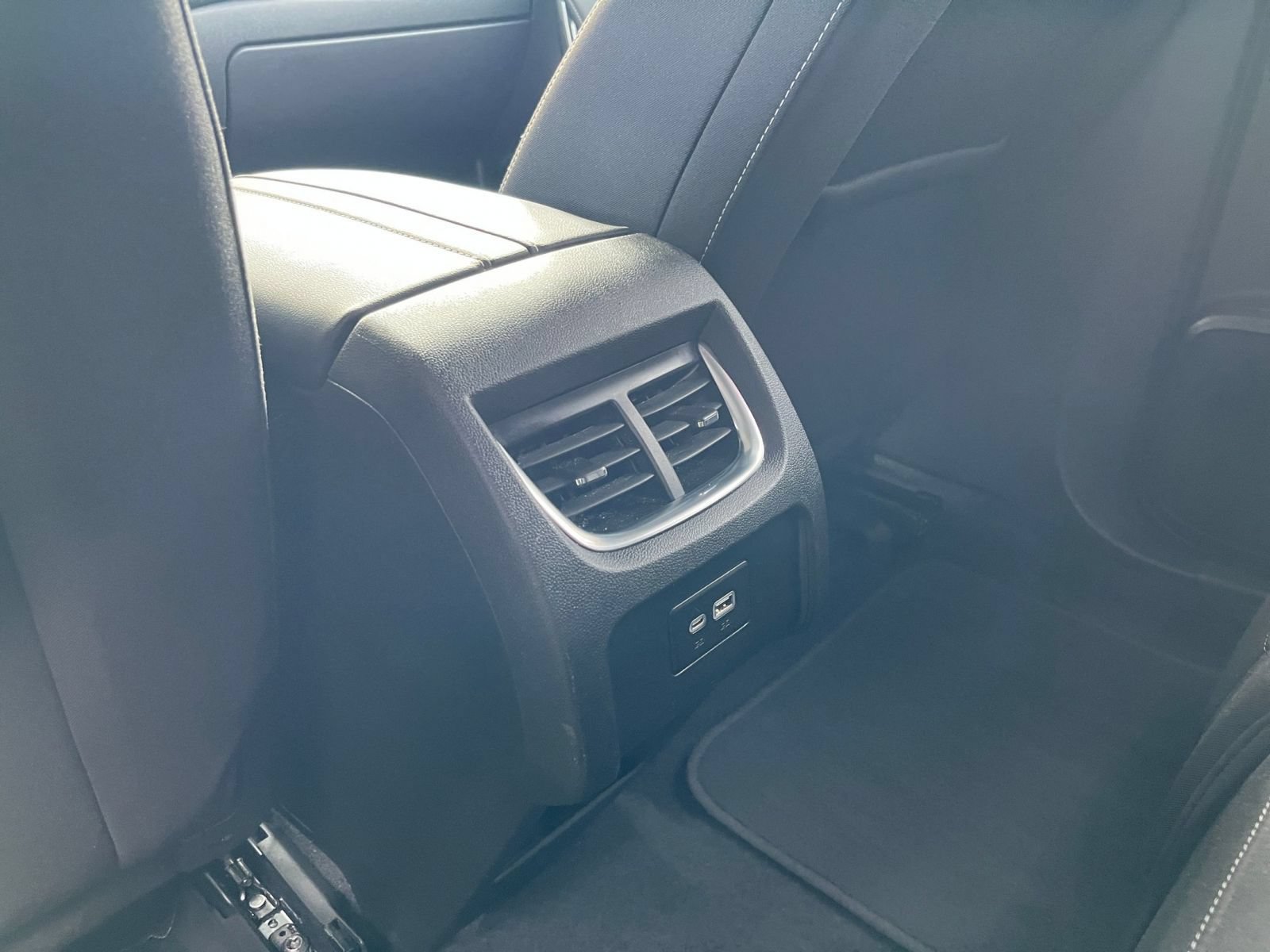Used 2026 Chevrolet Blazer LT FWD image 22