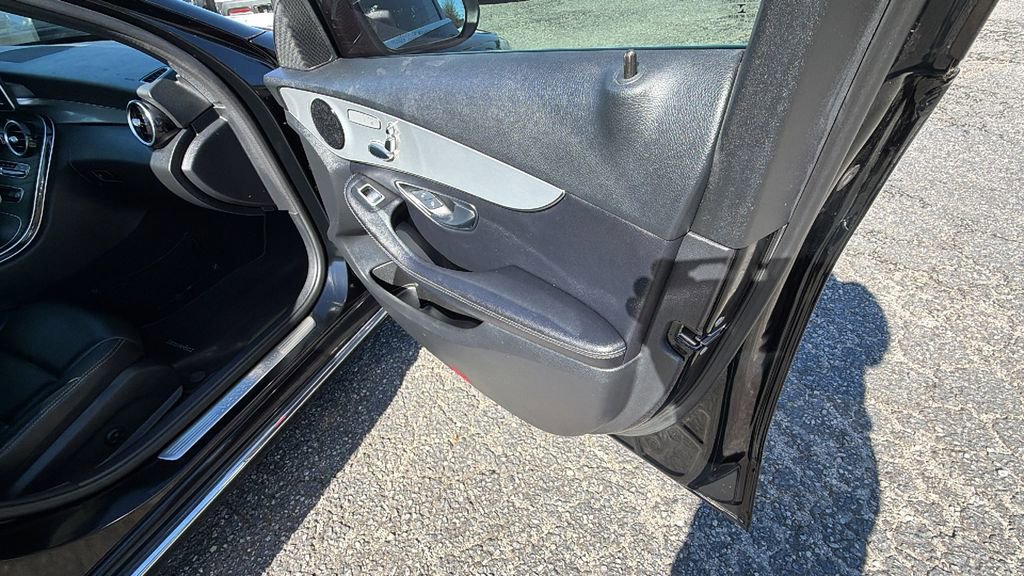 Used 2018 Mercedes-Benz C 300 Sedan image 16