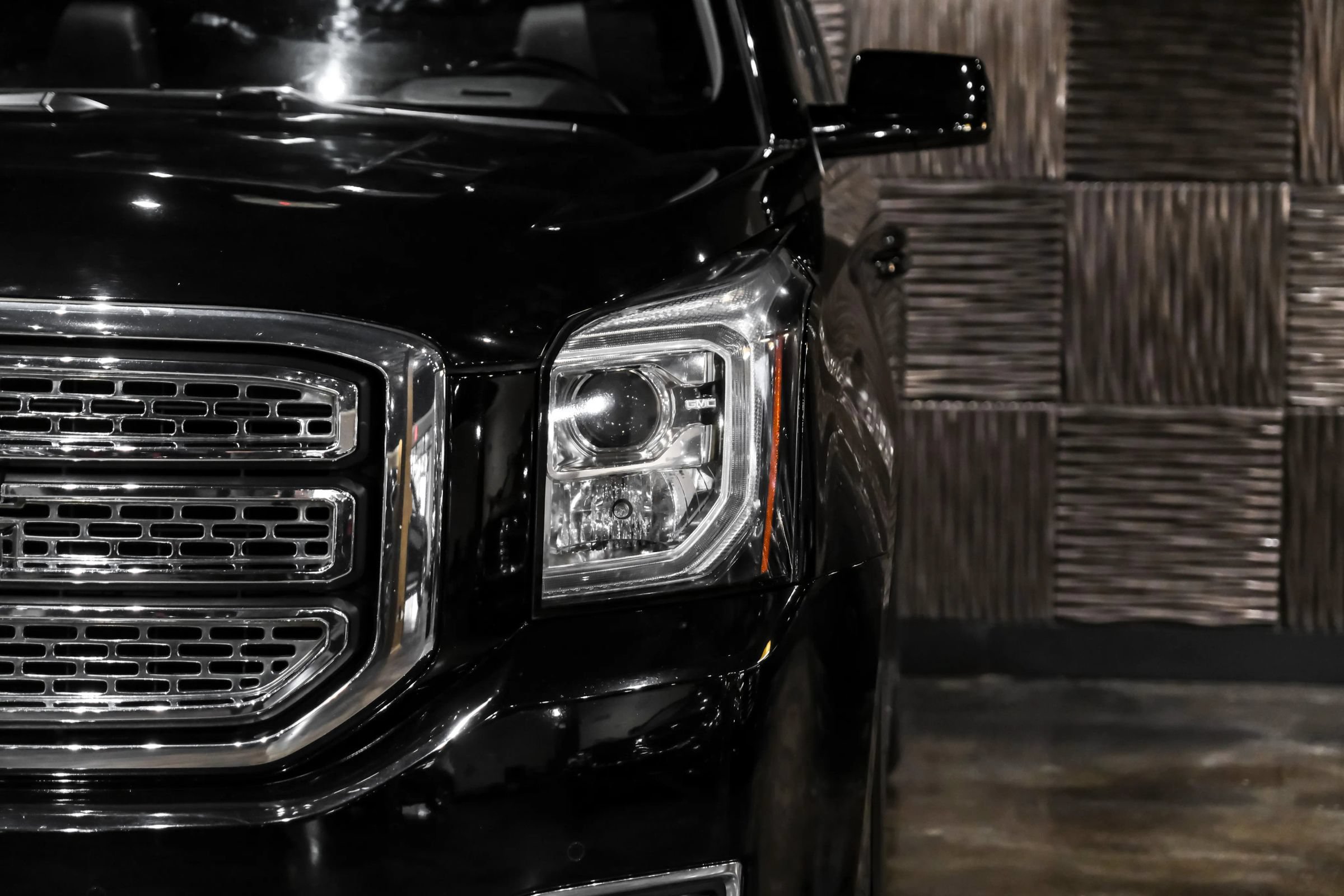 Used 2020 GMC Yukon SLT w/ Open Road Package AWD/4WD image 48
