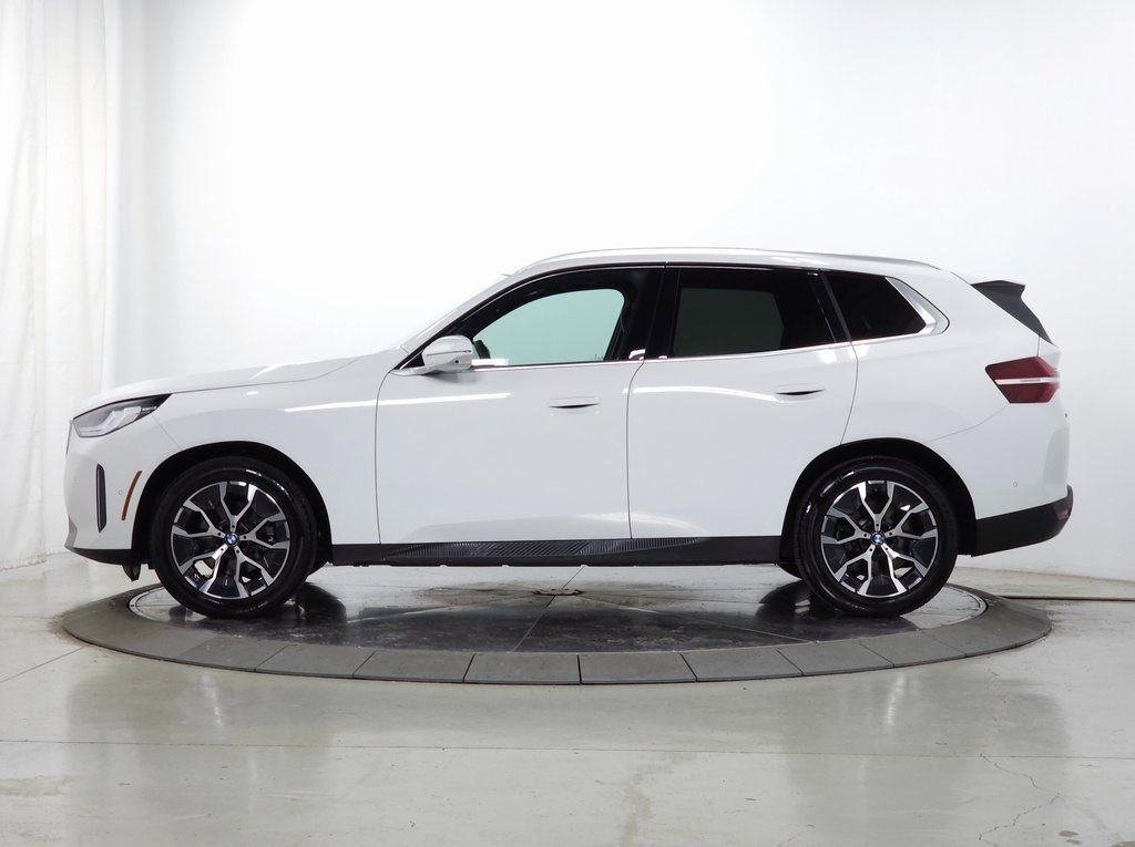 Used 2025 BMW X3 xDrive30i w/ Premium Package image 5