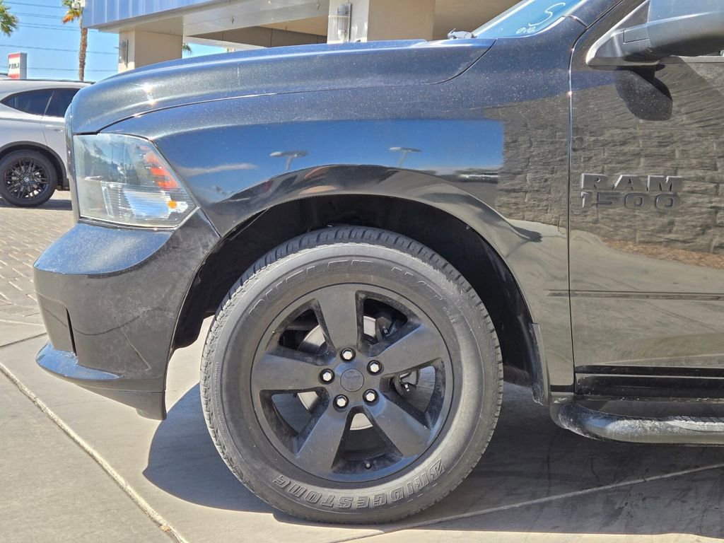 Used 2017 RAM 1500 Express w/ Black Ram 1500 Express Group RWD image 5