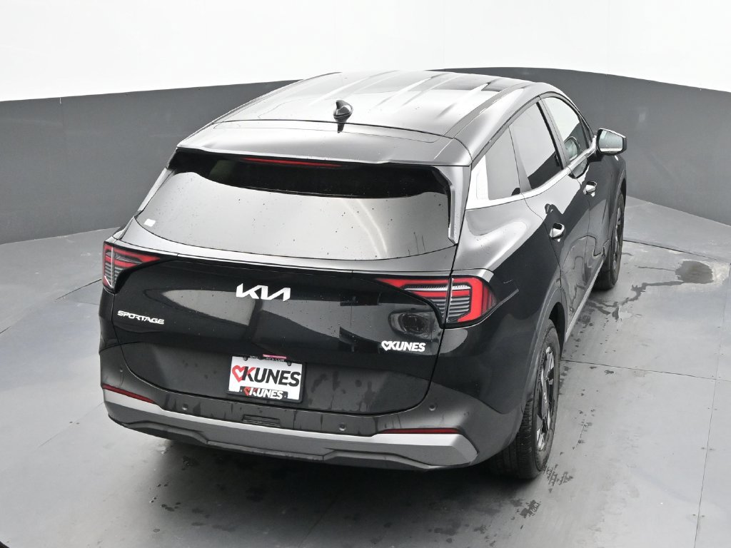Used 2026 Kia Sportage LX FWD image 37