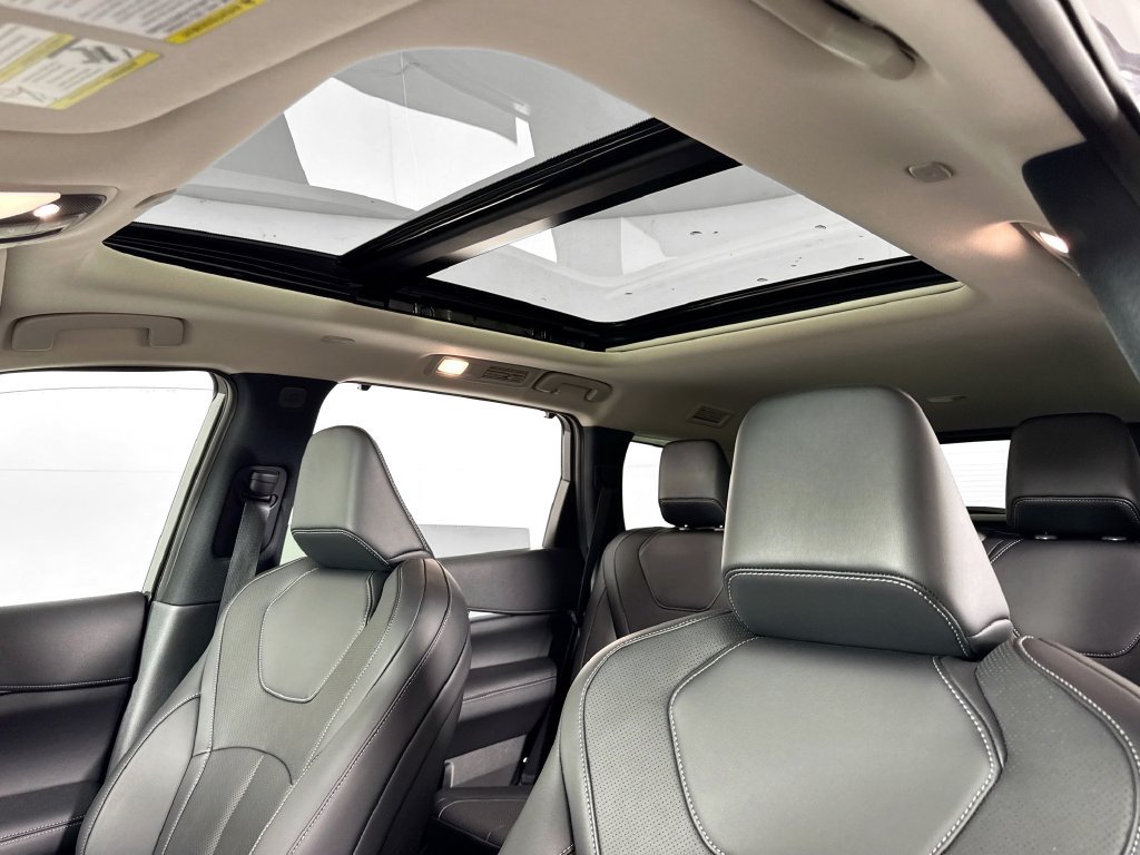 Used 2026 INFINITI QX60 Luxe w/ Cargo Package FWD image 28