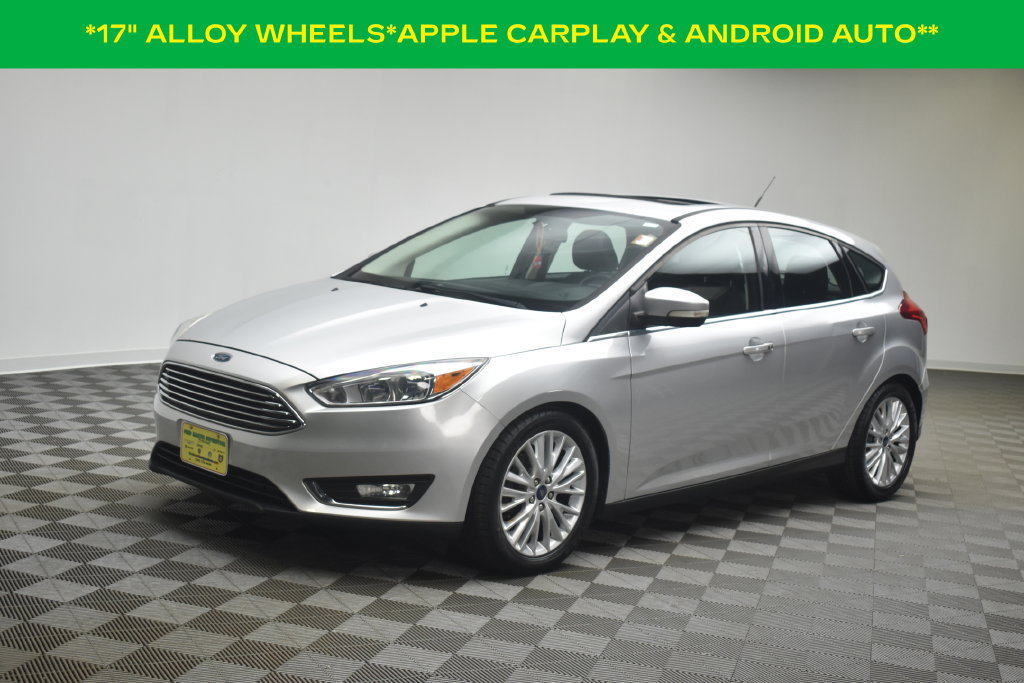 Used 2018 Ford Focus Titanium FWD image 2
