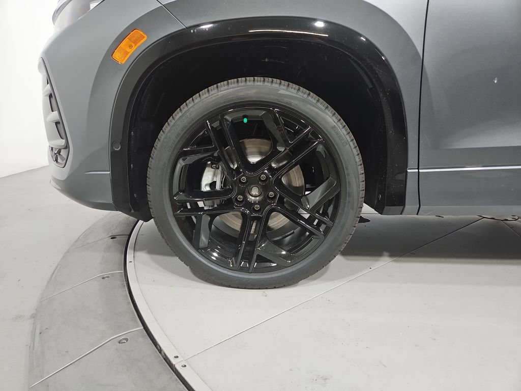 New 2026 Volkswagen Tiguan SE R-Line image 26