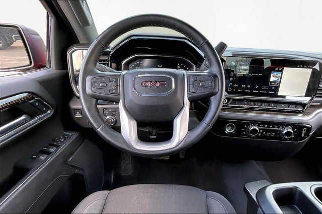 Used 2024 GMC Sierra 1500 Elevation AWD/4WD image 8