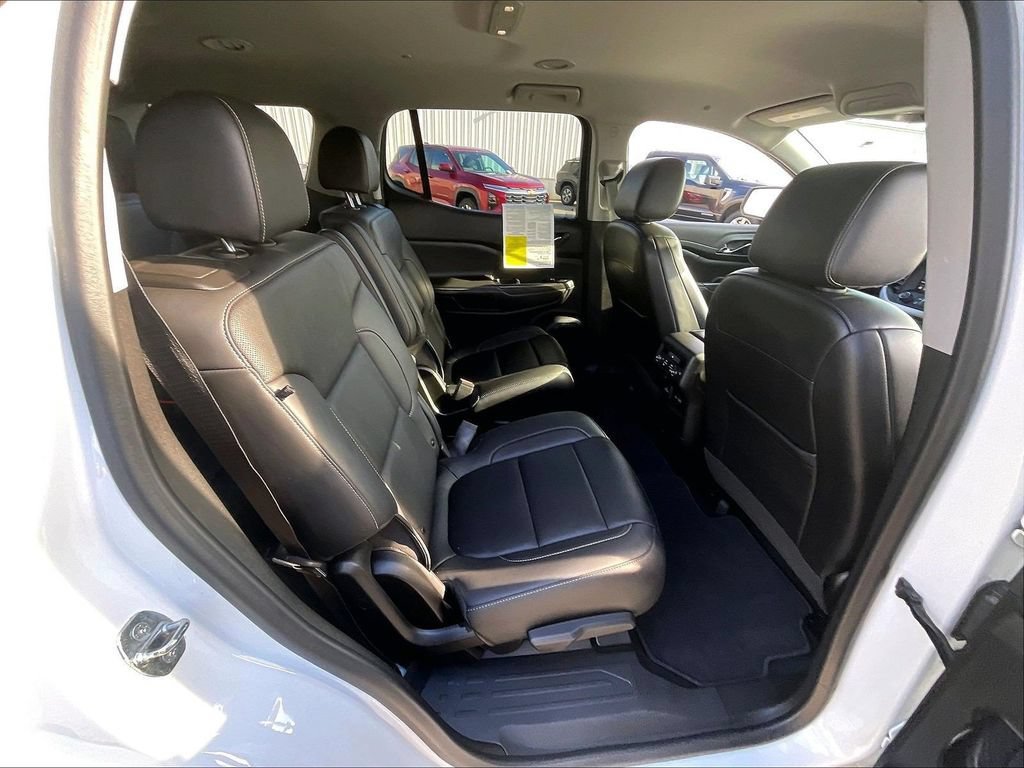 Used 2023 GMC Acadia SLT w/ Preferred Package AWD/4WD image 16