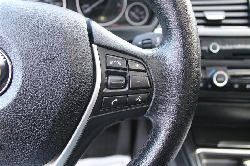Used 2014 BMW 328i xDrive Sedan image 17