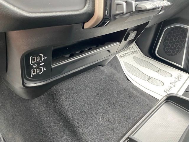 Used 2024 RAM 2500 Laramie w/ Safety Group AWD/4WD image 14