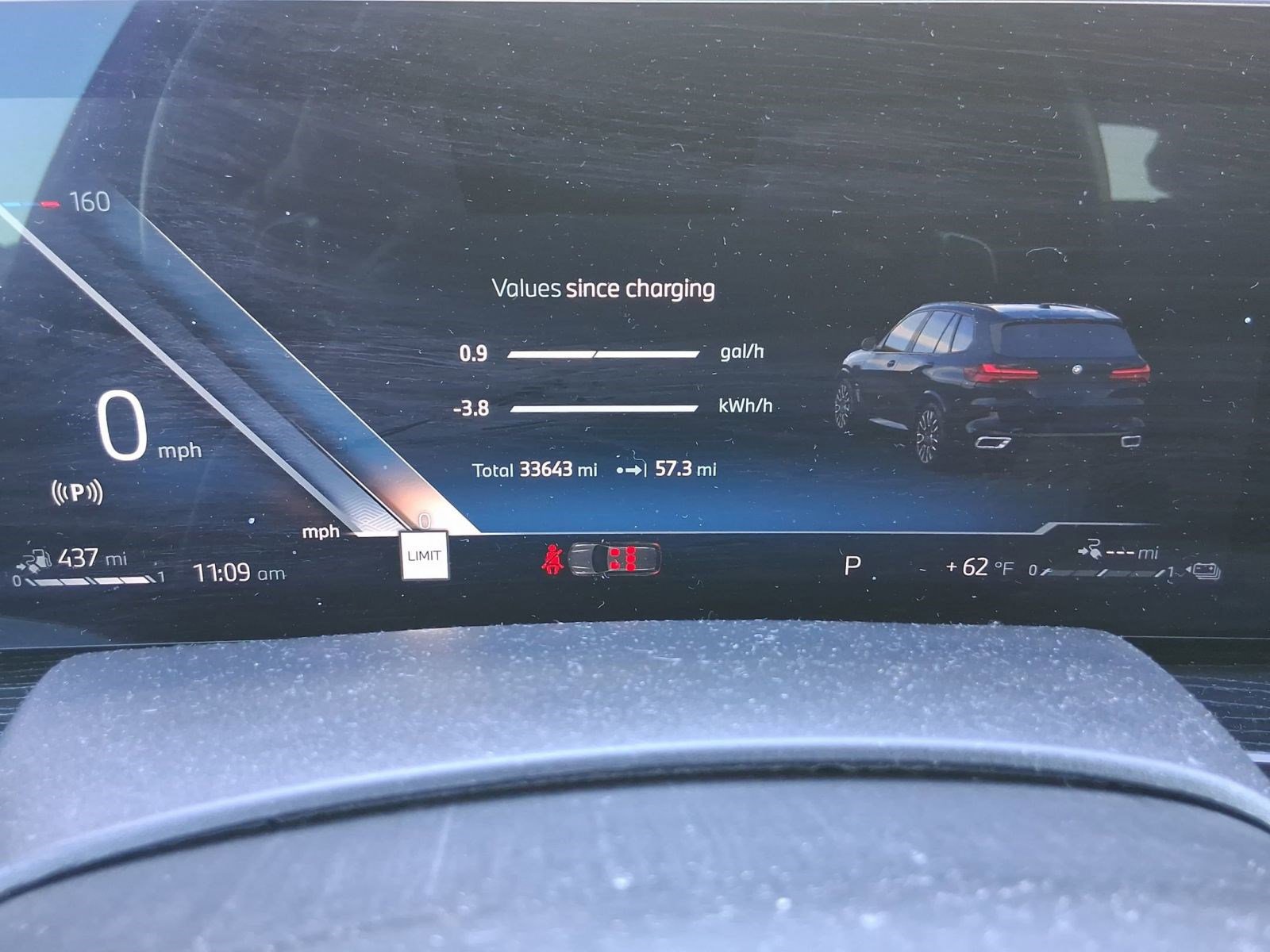 Certified 2024 BMW X5 xDrive50e w/ M Sport Package image 17