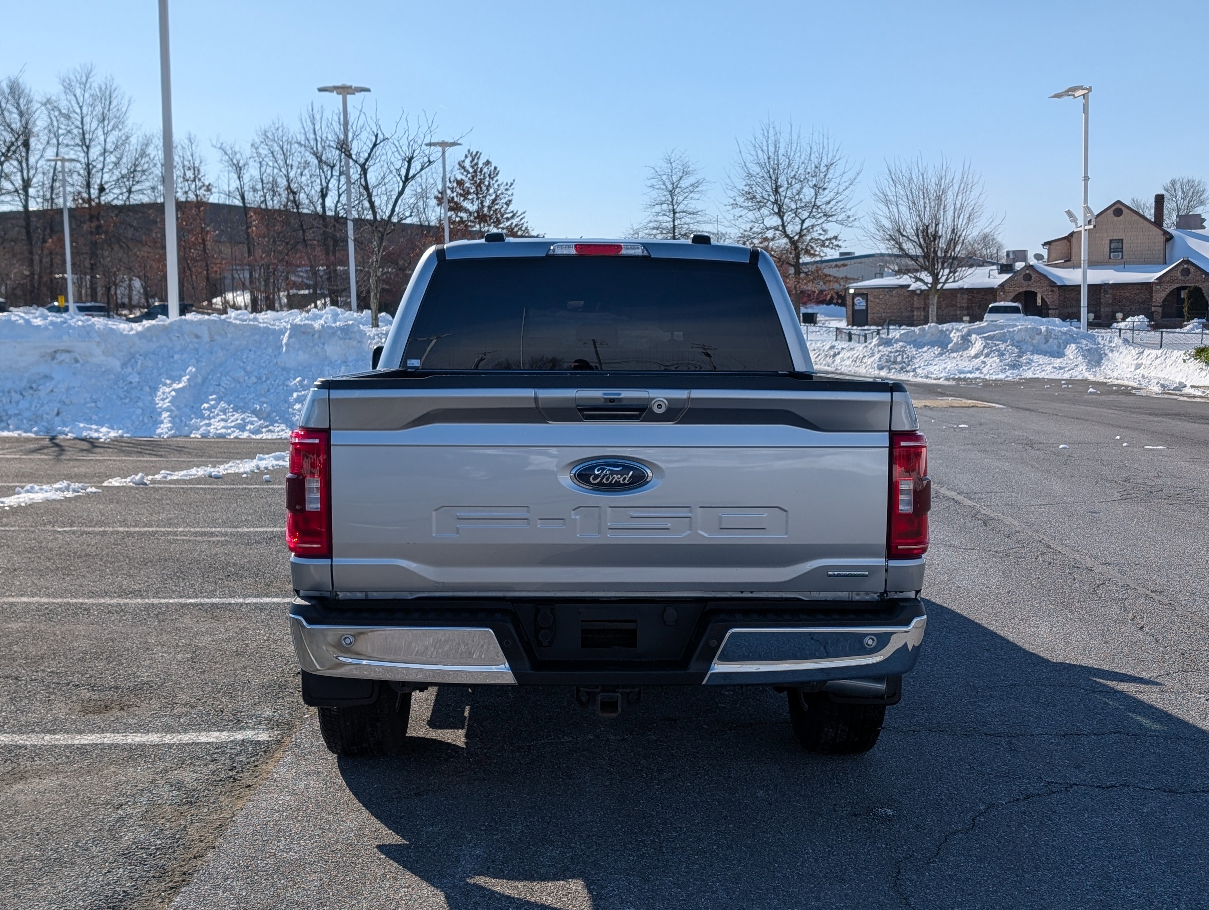 Certified 2022 Ford F150 XLT w/ Equipment Group 302A High image 4