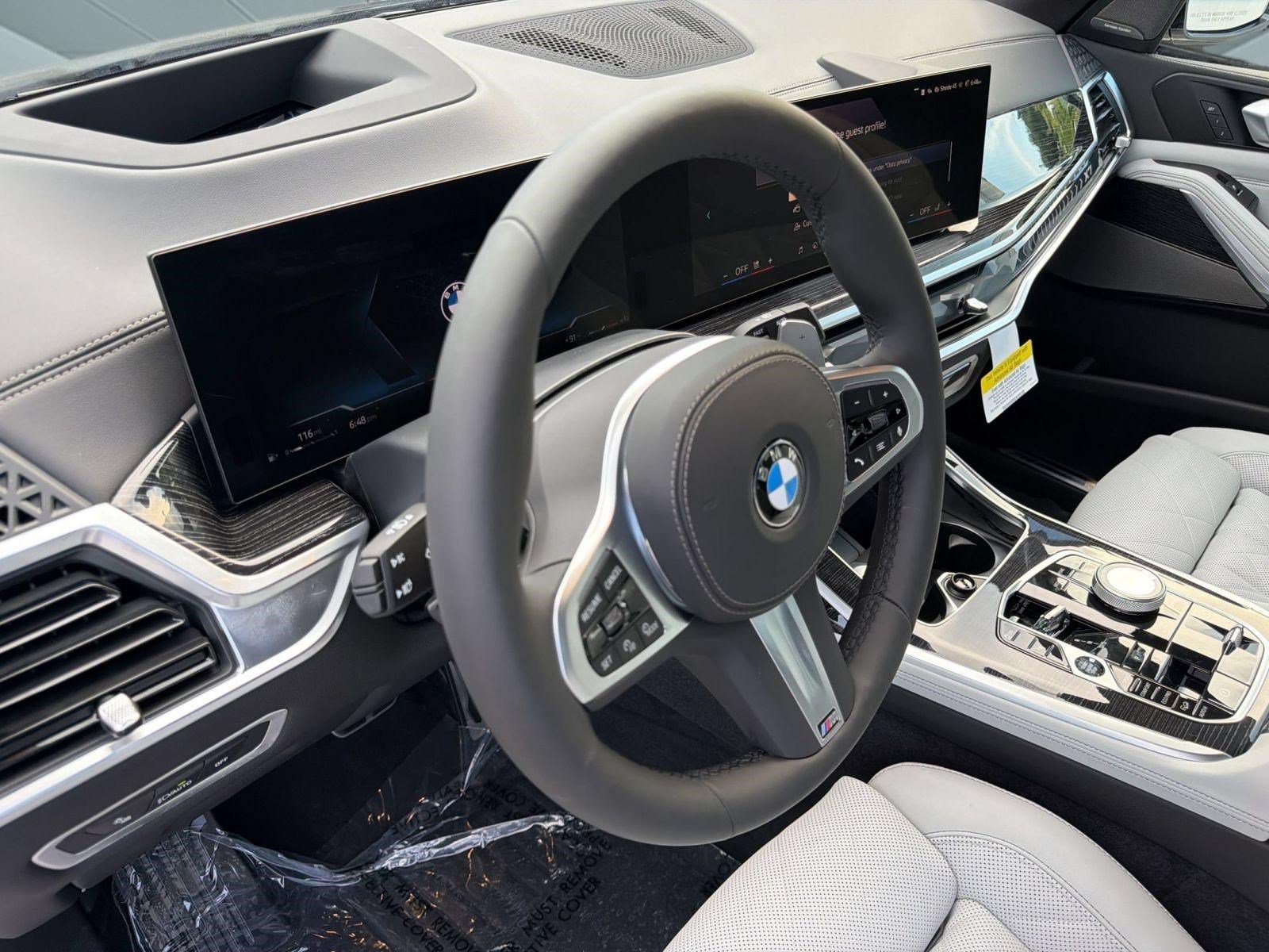 New 2027 BMW X7 xDrive40i w/ M Sport Package AWD/4WD image 4