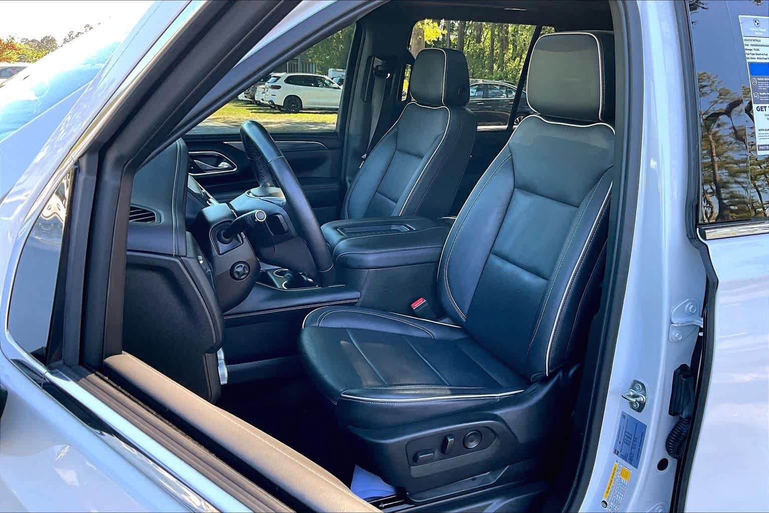Used 2021 GMC Yukon SLT w/ SLT Premium Package AWD/4WD image 8