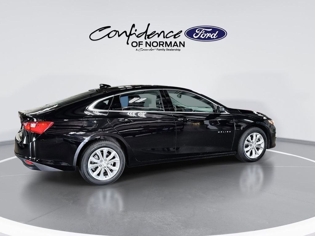 Used 2025 Chevrolet Malibu LT FWD image 9