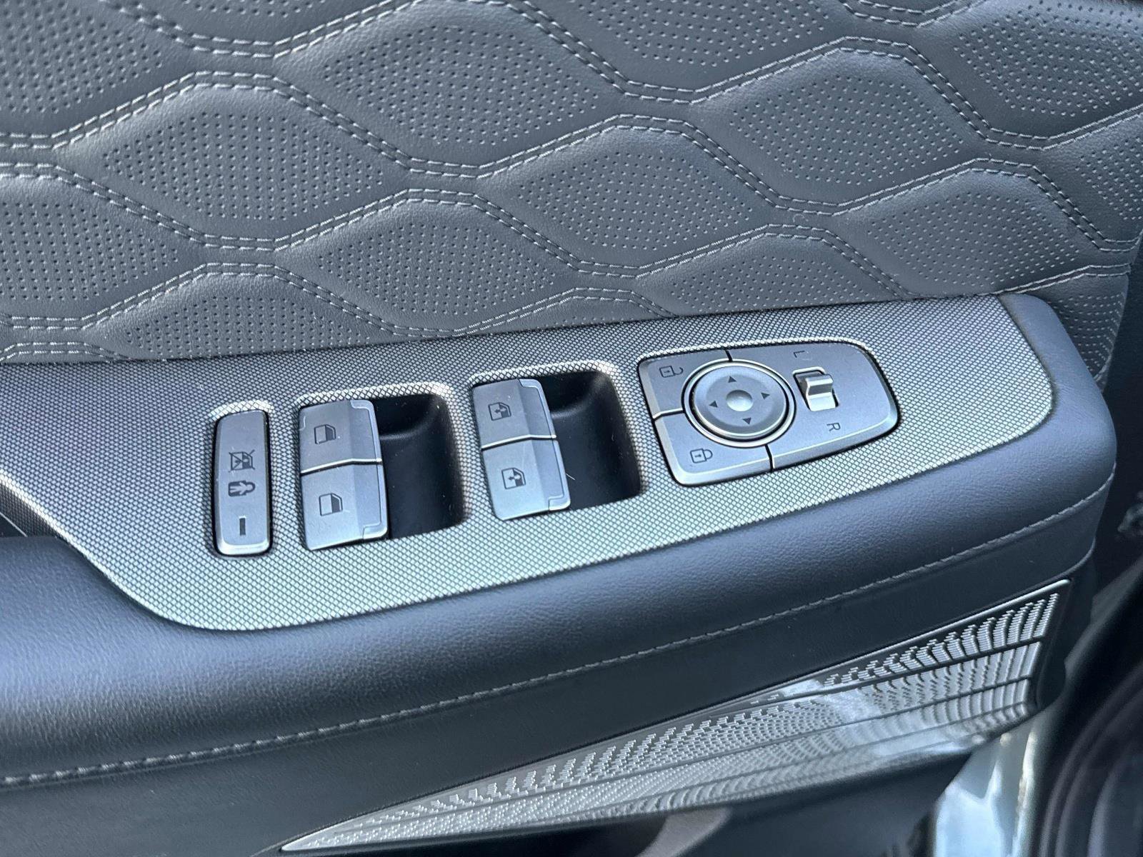 Used 2022 Hyundai Palisade Calligraphy w/ Cargo Package image 20