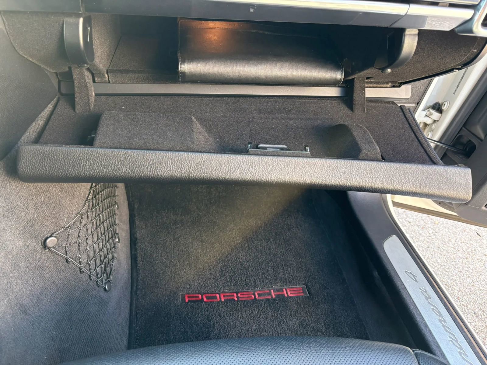 Used 2012 Porsche Panamera 4 image 12