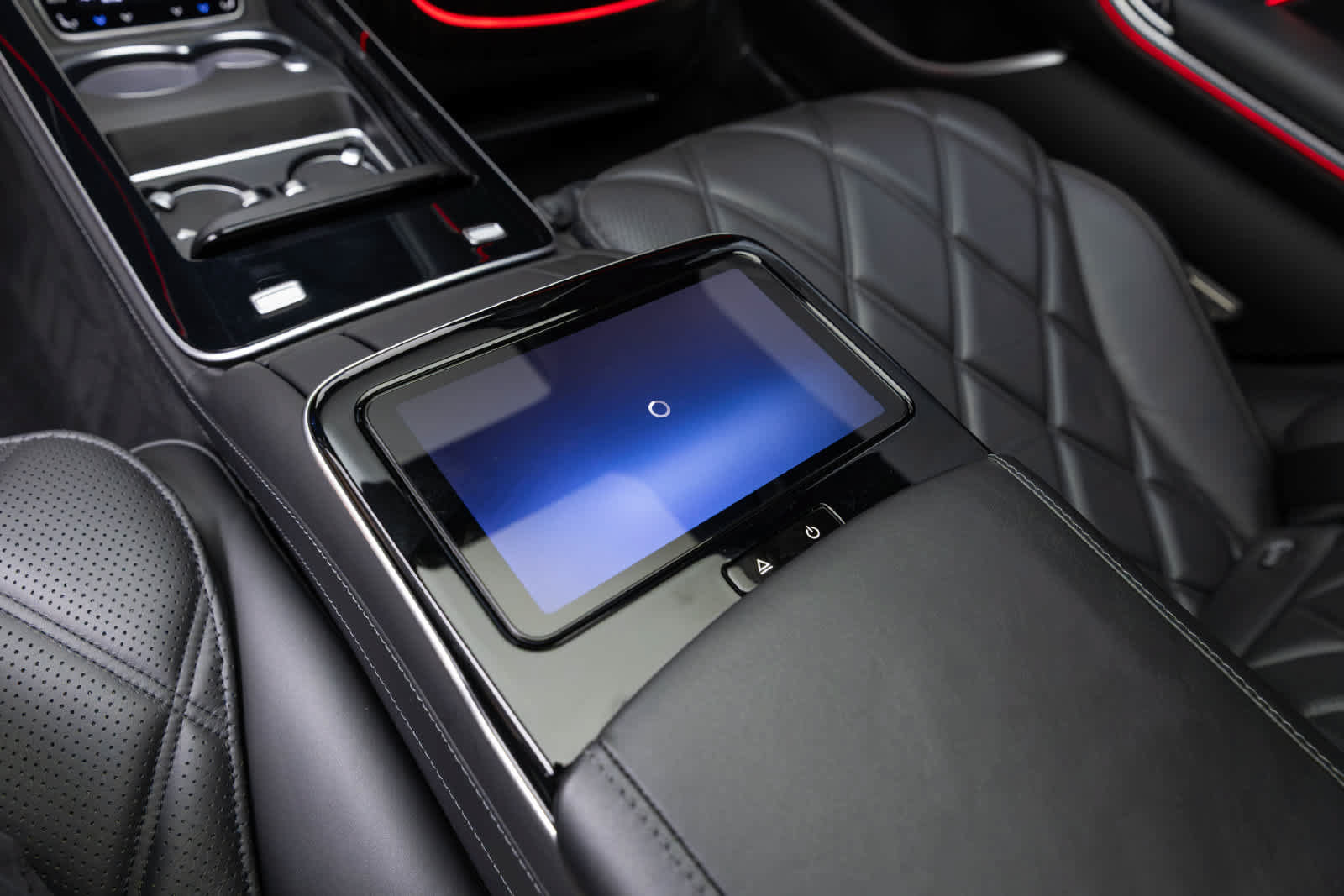 Used 2024 Mercedes-Benz Maybach S 680 4MATIC image 42