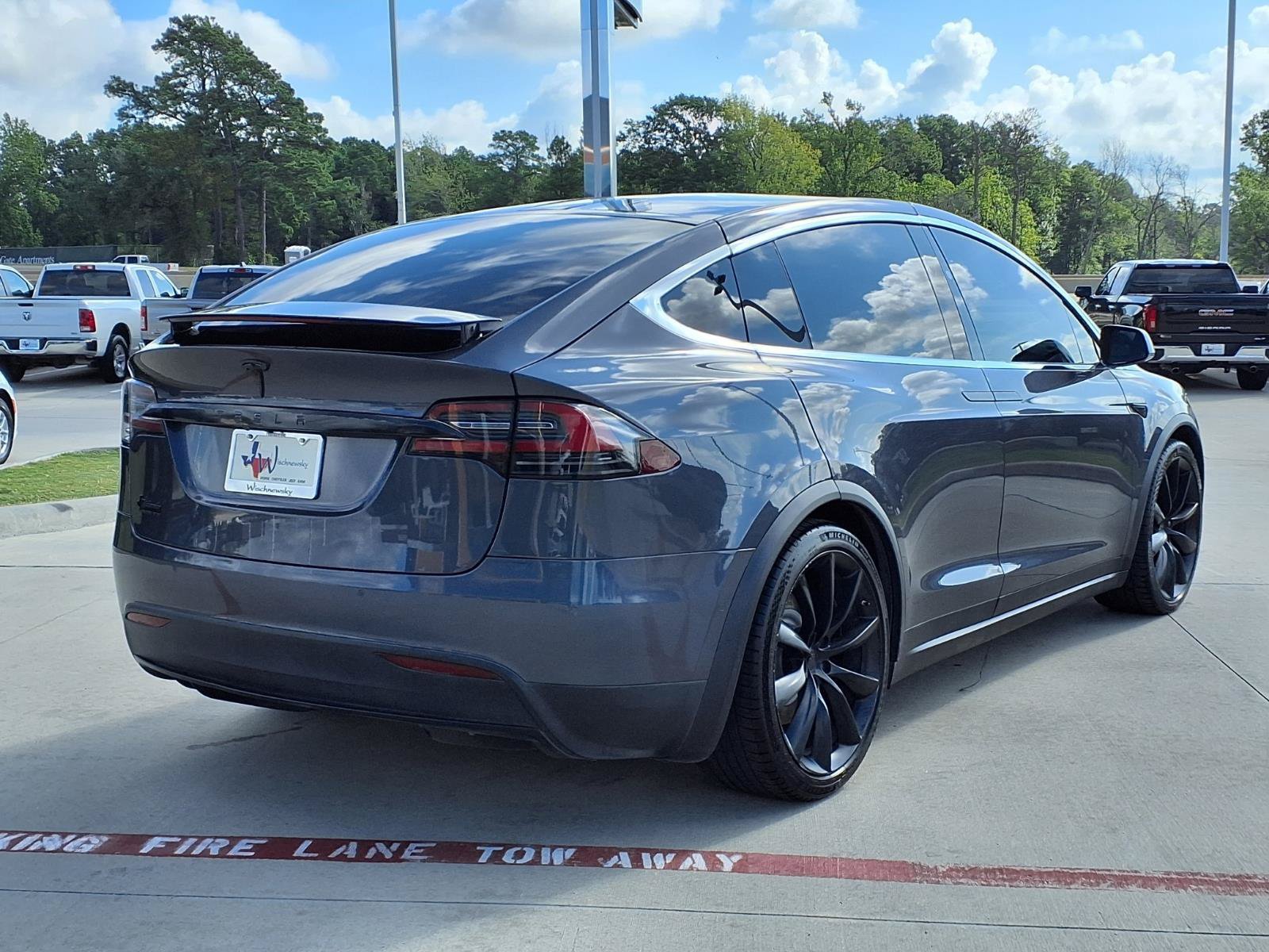 Used 2018 Tesla Model X 75D AWD/4WD image 7