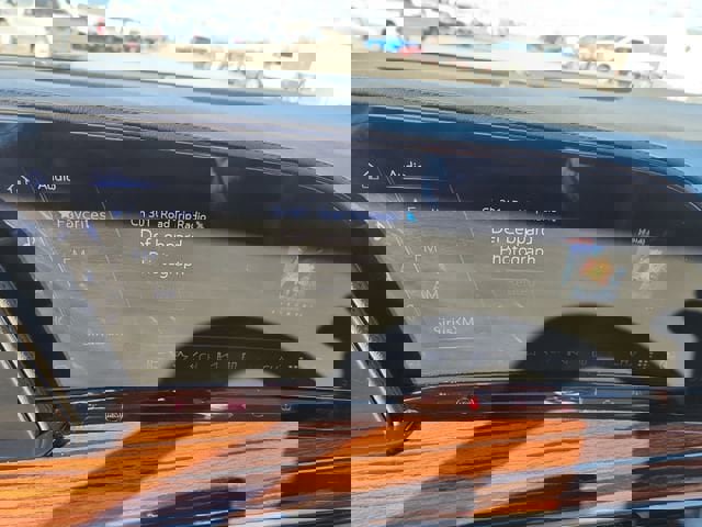 Certified 2023 Cadillac Escalade ESV Premium Luxury AWD/4WD image 13