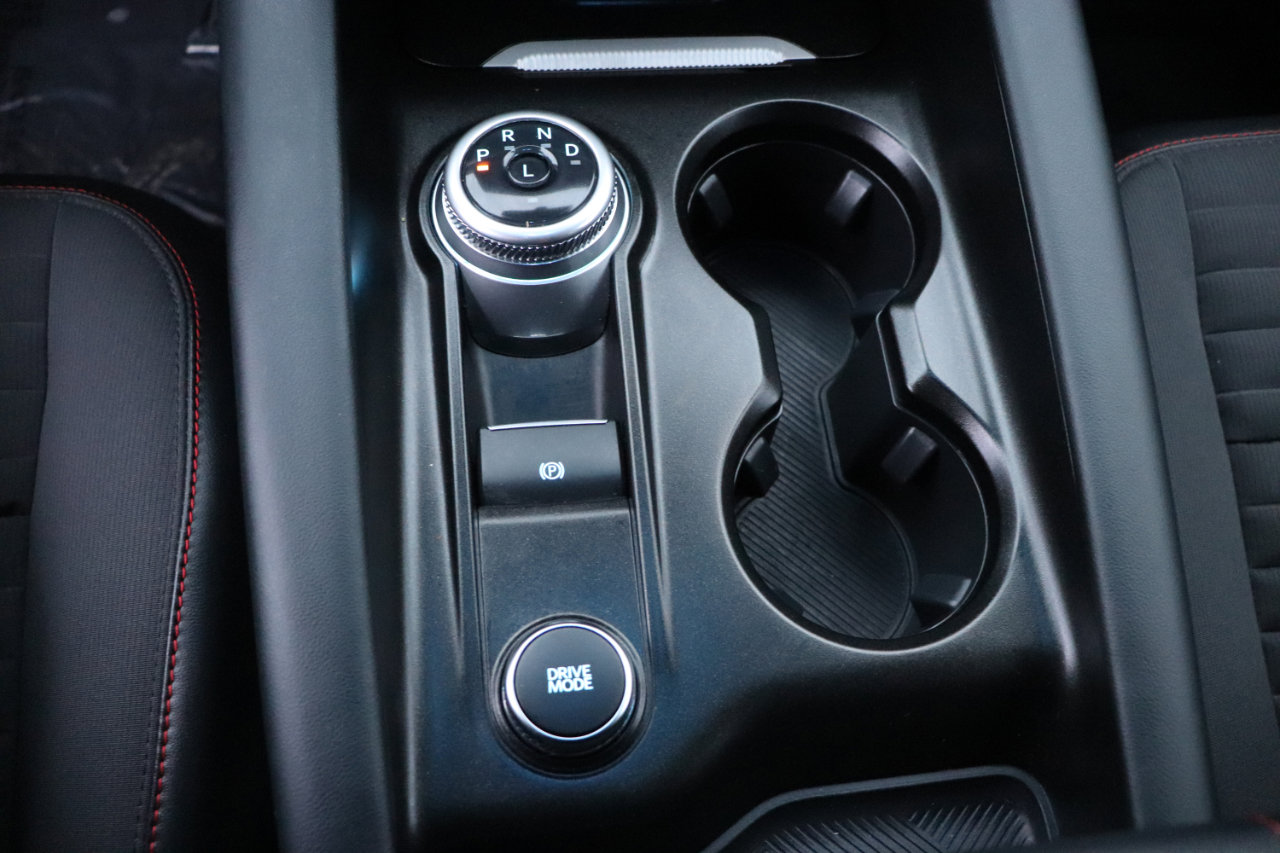 Used 2025 Ford Explorer ST-Line image 46