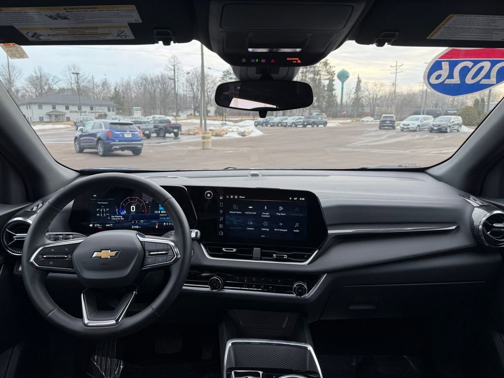 Used 2026 Chevrolet Equinox LT image 10