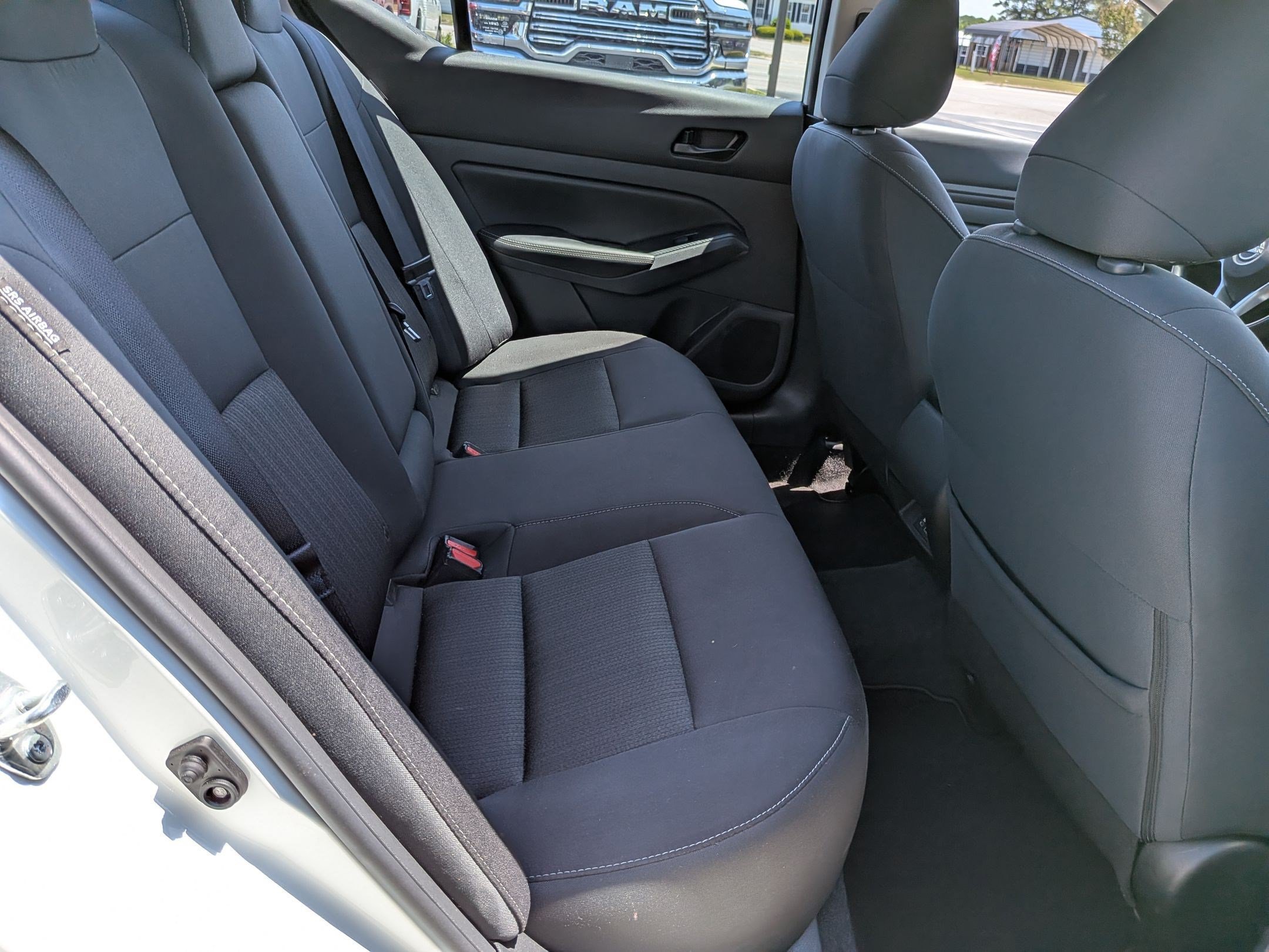 Used 2025 Nissan Altima 2.5 SV FWD image 19