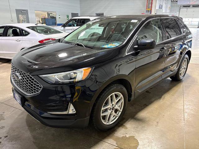Certified 2024 Ford Edge SEL w/ Convenience Package image 4