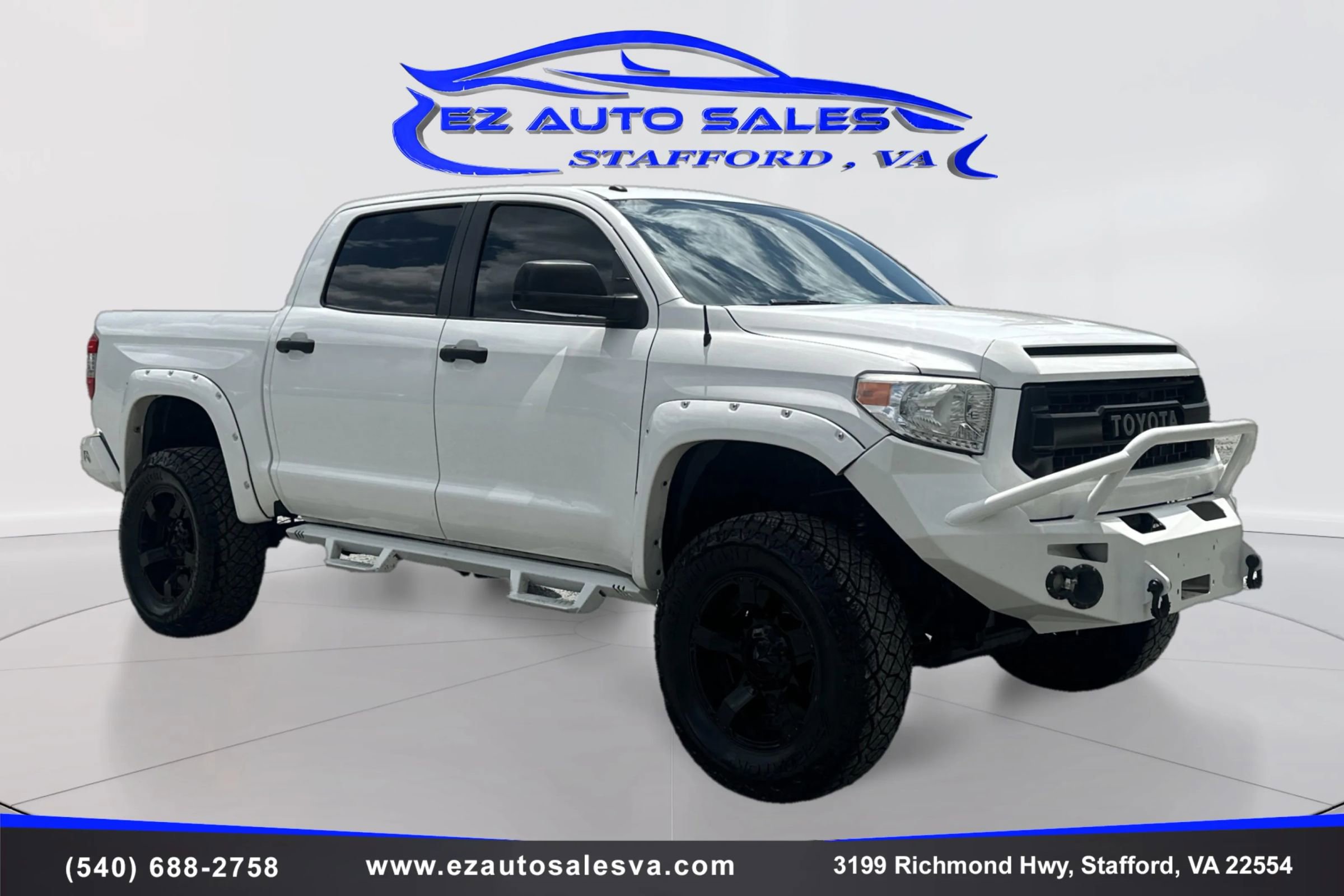 Used 2015 Toyota Tundra SR5 w/ SR5 Upgrade Package AWD/4WD image 3