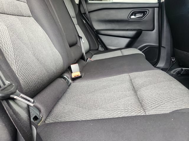 Used 2024 Nissan Rogue SV AWD/4WD image 29
